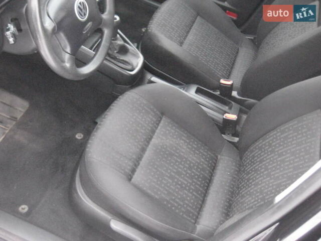 Чорний Фольксваген Гольф, об'ємом двигуна 1.6 л та пробігом 237 тис. км за 4499 $, фото 11 на Automoto.ua
