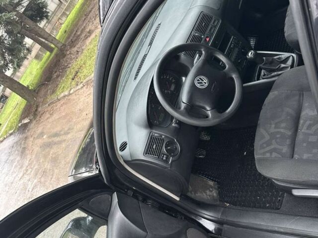 Чорний Фольксваген Гольф, об'ємом двигуна 1.9 л та пробігом 340 тис. км за 2200 $, фото 5 на Automoto.ua