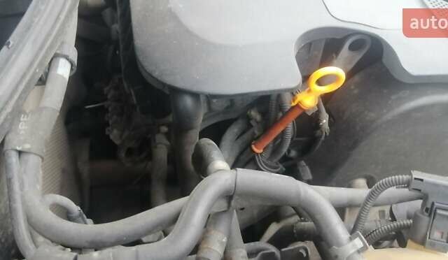 Черный Фольксваген Гольф, объемом двигателя 1.6 л и пробегом 269 тыс. км за 4600 $, фото 13 на Automoto.ua