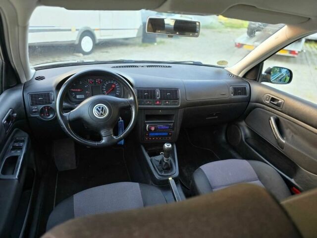 Чорний Фольксваген Гольф, об'ємом двигуна 1.9 л та пробігом 273 тис. км за 1450 $, фото 5 на Automoto.ua