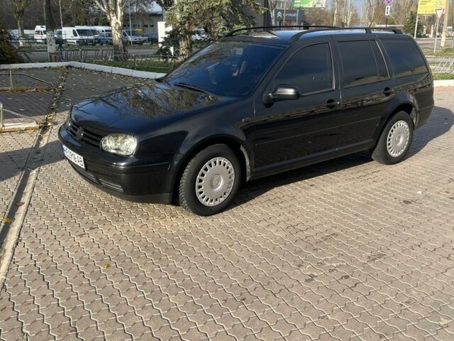 Черный Фольксваген Гольф, объемом двигателя 1.6 л и пробегом 251 тыс. км за 4300 $, фото 20 на Automoto.ua