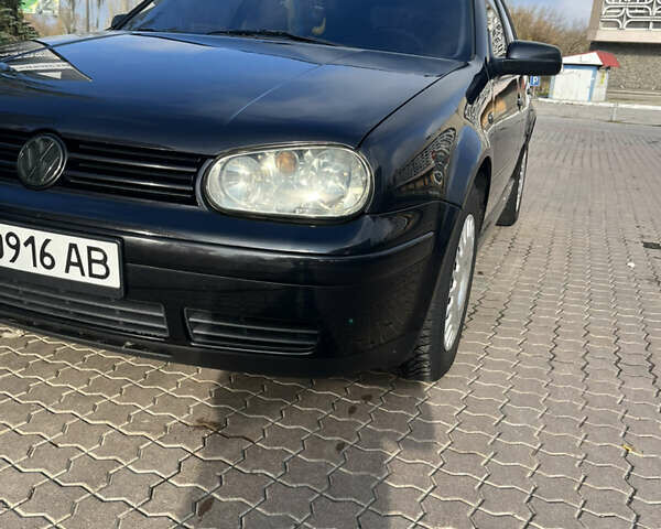 Черный Фольксваген Гольф, объемом двигателя 1.6 л и пробегом 251 тыс. км за 4300 $, фото 8 на Automoto.ua