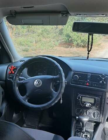 Черный Фольксваген Гольф, объемом двигателя 1.9 л и пробегом 314 тыс. км за 5000 $, фото 7 на Automoto.ua