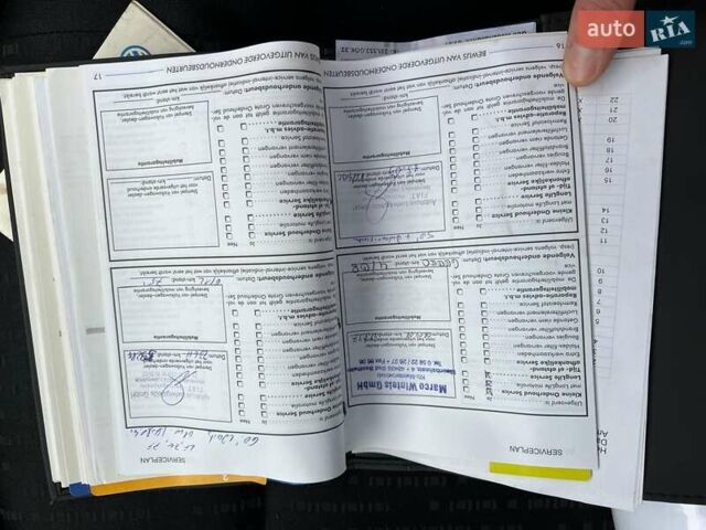 Черный Фольксваген Гольф, объемом двигателя 1.6 л и пробегом 136 тыс. км за 5700 $, фото 14 на Automoto.ua