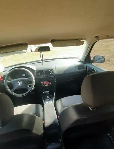 Черный Фольксваген Гольф, объемом двигателя 1.9 л и пробегом 314 тыс. км за 5000 $, фото 9 на Automoto.ua