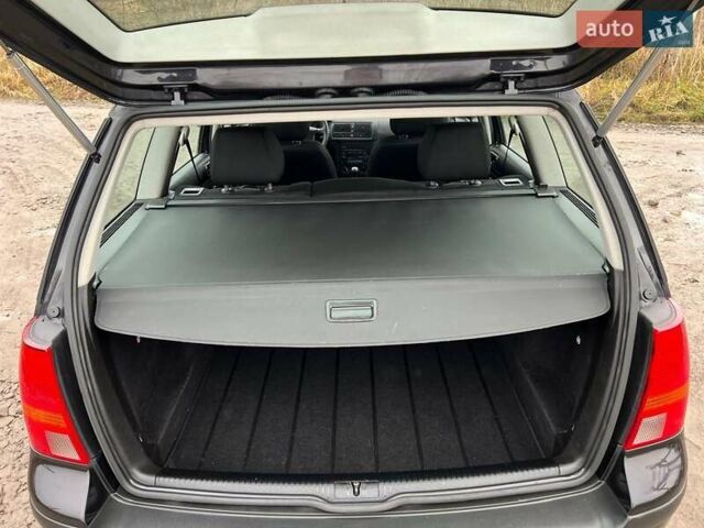 Черный Фольксваген Гольф, объемом двигателя 1.6 л и пробегом 136 тыс. км за 5700 $, фото 44 на Automoto.ua