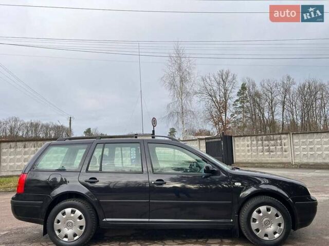 Черный Фольксваген Гольф, объемом двигателя 1.6 л и пробегом 241 тыс. км за 4200 $, фото 28 на Automoto.ua