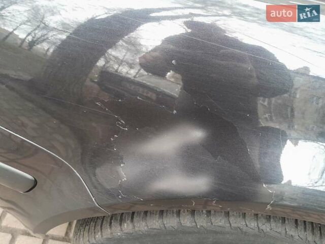 Черный Фольксваген Гольф, объемом двигателя 1.6 л и пробегом 185 тыс. км за 2900 $, фото 12 на Automoto.ua