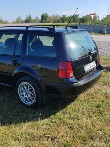 Черный Фольксваген Гольф, объемом двигателя 1.9 л и пробегом 430 тыс. км за 5500 $, фото 1 на Automoto.ua