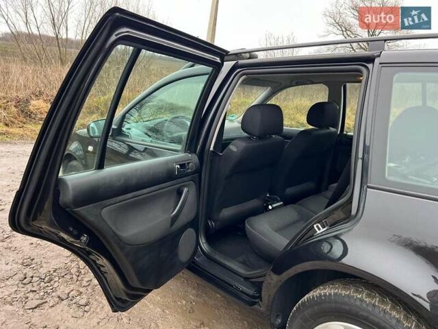 Черный Фольксваген Гольф, объемом двигателя 1.6 л и пробегом 136 тыс. км за 5700 $, фото 28 на Automoto.ua