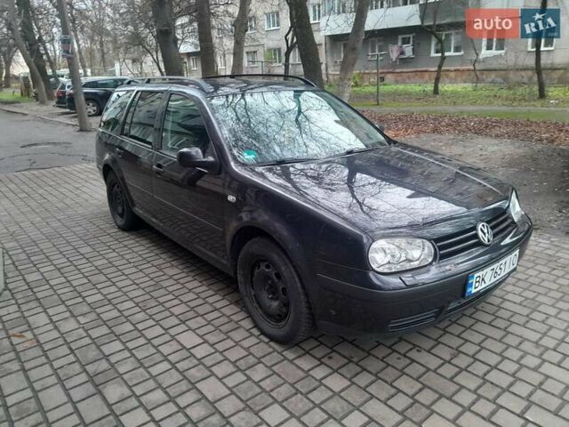 Черный Фольксваген Гольф, объемом двигателя 1.6 л и пробегом 185 тыс. км за 2900 $, фото 24 на Automoto.ua