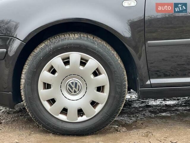 Черный Фольксваген Гольф, объемом двигателя 1.6 л и пробегом 136 тыс. км за 5700 $, фото 53 на Automoto.ua