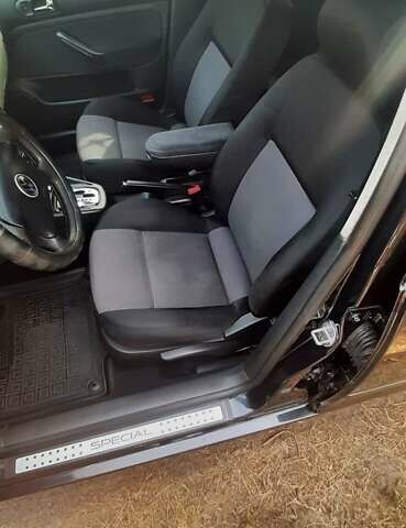 Черный Фольксваген Гольф, объемом двигателя 1.9 л и пробегом 314 тыс. км за 5000 $, фото 8 на Automoto.ua