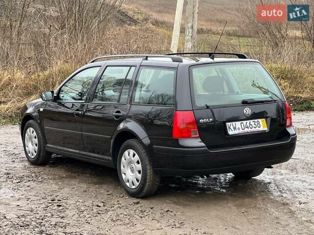 Черный Фольксваген Гольф, объемом двигателя 1.6 л и пробегом 136 тыс. км за 5700 $, фото 63 на Automoto.ua