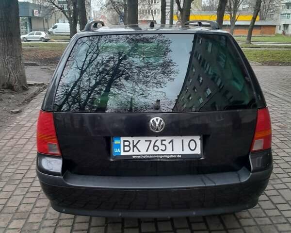 Черный Фольксваген Гольф, объемом двигателя 1.6 л и пробегом 185 тыс. км за 2900 $, фото 27 на Automoto.ua