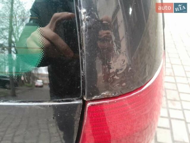 Черный Фольксваген Гольф, объемом двигателя 1.6 л и пробегом 185 тыс. км за 2900 $, фото 9 на Automoto.ua