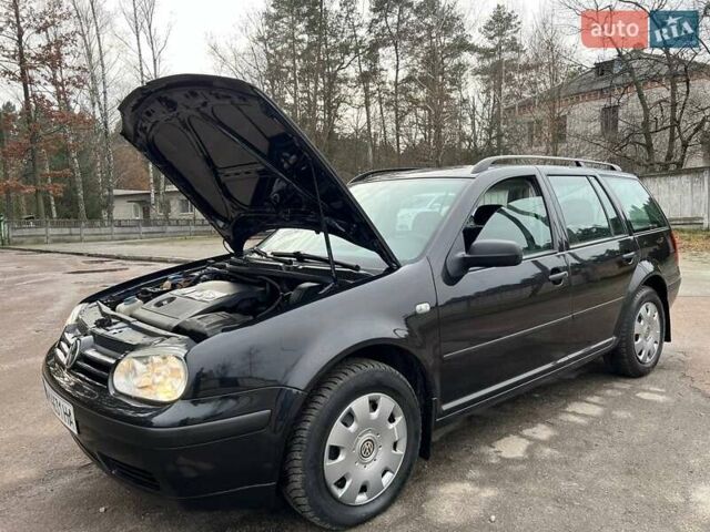 Черный Фольксваген Гольф, объемом двигателя 1.6 л и пробегом 241 тыс. км за 4200 $, фото 29 на Automoto.ua