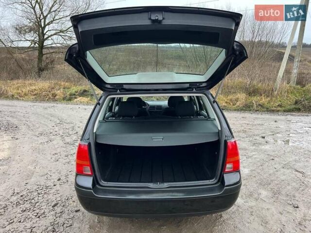 Черный Фольксваген Гольф, объемом двигателя 1.6 л и пробегом 136 тыс. км за 5700 $, фото 45 на Automoto.ua