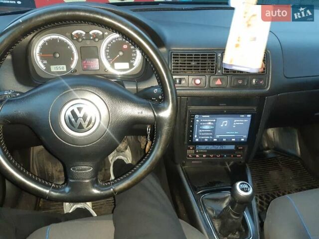 Черный Фольксваген Гольф, объемом двигателя 1.9 л и пробегом 511 тыс. км за 4000 $, фото 5 на Automoto.ua