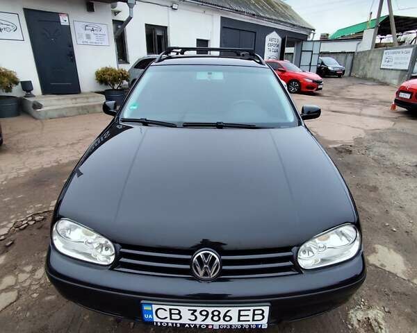 Черный Фольксваген Гольф, объемом двигателя 1.39 л и пробегом 212 тыс. км за 4700 $, фото 10 на Automoto.ua