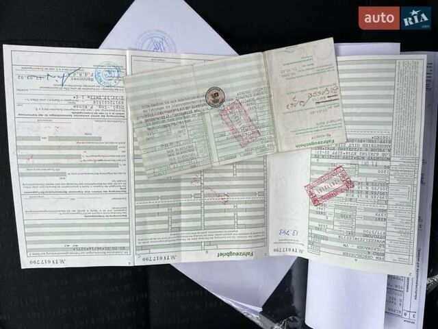 Черный Фольксваген Гольф, объемом двигателя 1.6 л и пробегом 136 тыс. км за 5700 $, фото 16 на Automoto.ua