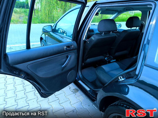 Чорний Фольксваген Гольф, об'ємом двигуна 1.6 л та пробігом 292 тис. км за 4500 $, фото 8 на Automoto.ua