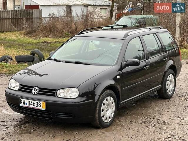 Черный Фольксваген Гольф, объемом двигателя 1.6 л и пробегом 136 тыс. км за 5700 $, фото 62 на Automoto.ua