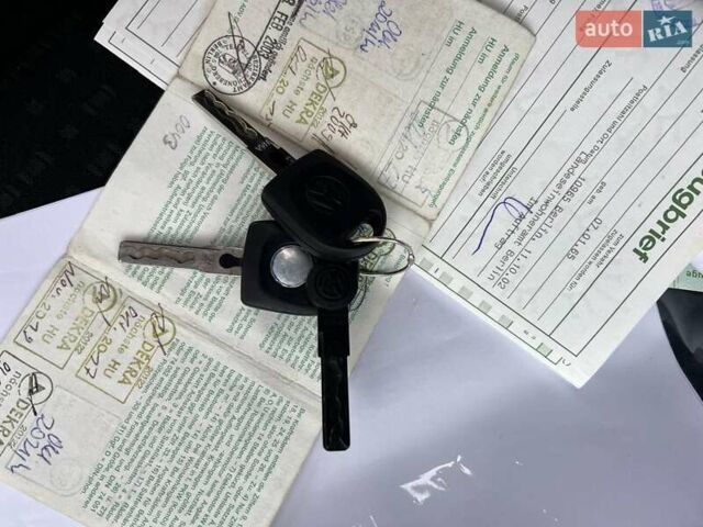 Черный Фольксваген Гольф, объемом двигателя 1.6 л и пробегом 136 тыс. км за 5700 $, фото 17 на Automoto.ua