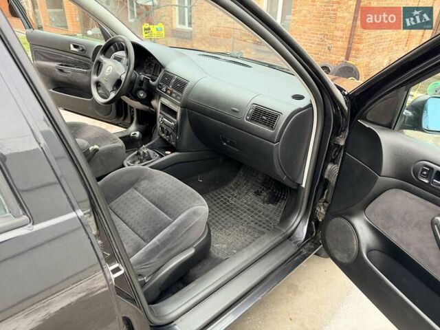 Чорний Фольксваген Гольф, об'ємом двигуна 1.6 л та пробігом 242 тис. км за 4400 $, фото 6 на Automoto.ua