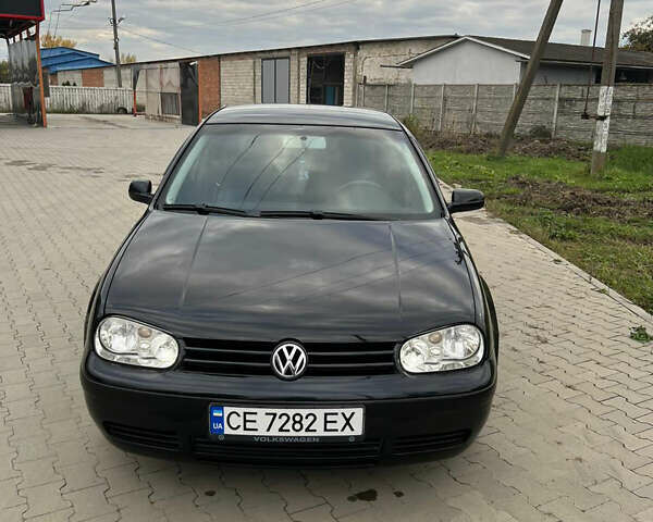 Черный Фольксваген Гольф, объемом двигателя 1.39 л и пробегом 250 тыс. км за 4250 $, фото 1 на Automoto.ua