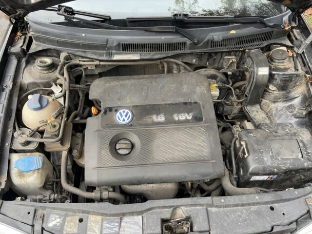 Чорний Фольксваген Гольф, об'ємом двигуна 1.6 л та пробігом 2 тис. км за 5500 $, фото 6 на Automoto.ua