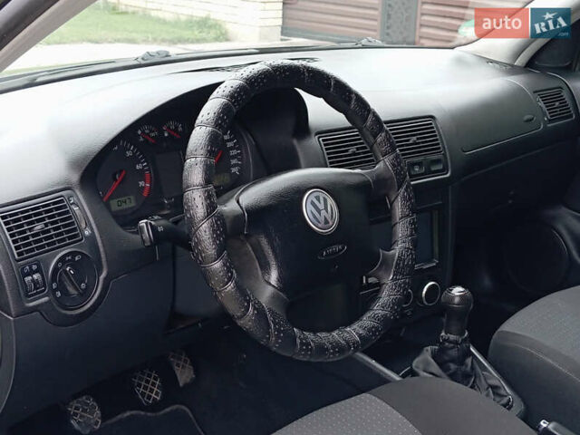 Фольксваген Гольф 2003 у Бучаче на Automoto.ua Чорний Фольксваген Гольф, об'ємом двигуна 1.6 л та пробігом 300 тис. км за 4250 $, фото 38 на Automoto.ua
