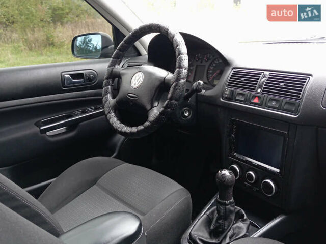 Фольксваген Гольф 2003 у Бучаче на Automoto.ua Чорний Фольксваген Гольф, об'ємом двигуна 1.6 л та пробігом 300 тис. км за 4250 $, фото 23 на Automoto.ua