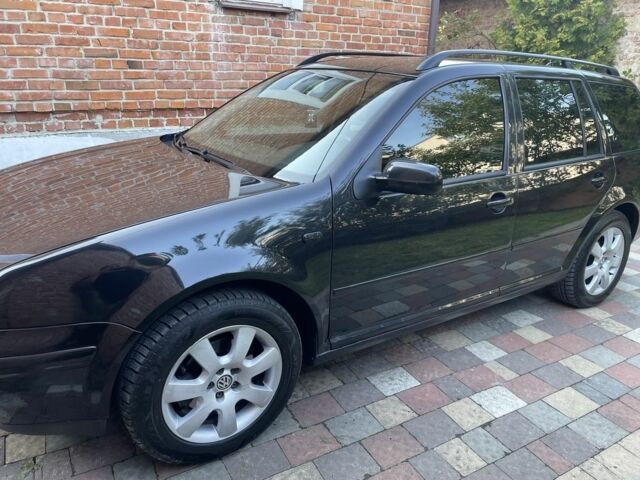 Черный Фольксваген Гольф, объемом двигателя 1.4 л и пробегом 277 тыс. км за 3500 $, фото 6 на Automoto.ua