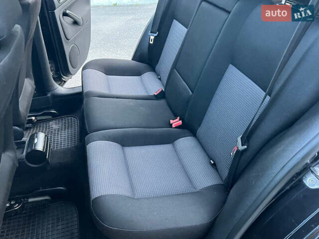 Чорний Фольксваген Гольф, об'ємом двигуна 1.6 л та пробігом 223 тис. км за 4700 $, фото 40 на Automoto.ua