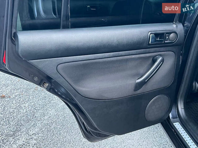 Чорний Фольксваген Гольф, об'ємом двигуна 1.6 л та пробігом 223 тис. км за 4700 $, фото 37 на Automoto.ua