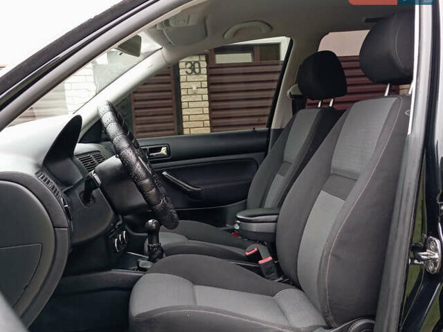 Фольксваген Гольф 2003 у Бучаче на Automoto.ua Чорний Фольксваген Гольф, об'ємом двигуна 1.6 л та пробігом 300 тис. км за 4250 $, фото 29 на Automoto.ua