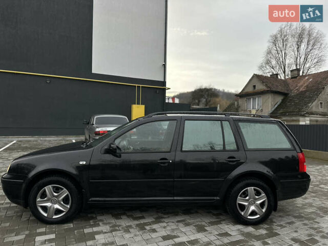 Черный Фольксваген Гольф, объемом двигателя 1.6 л и пробегом 282 тыс. км за 3950 $, фото 2 на Automoto.ua