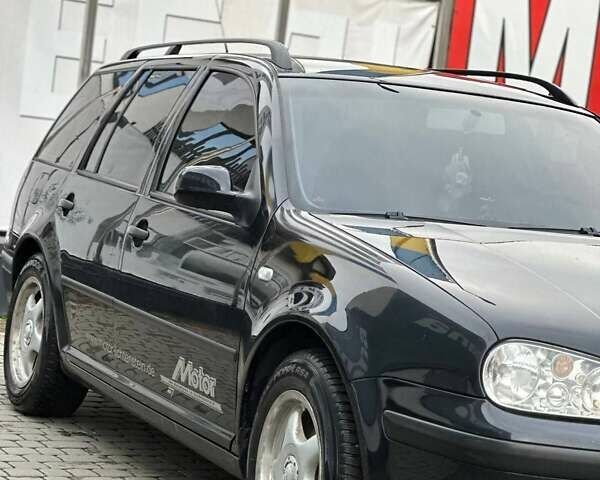 Черный Фольксваген Гольф, объемом двигателя 1.6 л и пробегом 275 тыс. км за 4550 $, фото 6 на Automoto.ua