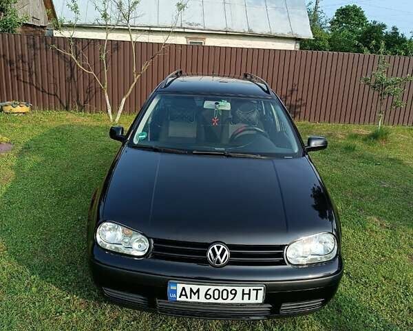 Черный Фольксваген Гольф, объемом двигателя 1.9 л и пробегом 299 тыс. км за 4700 $, фото 6 на Automoto.ua