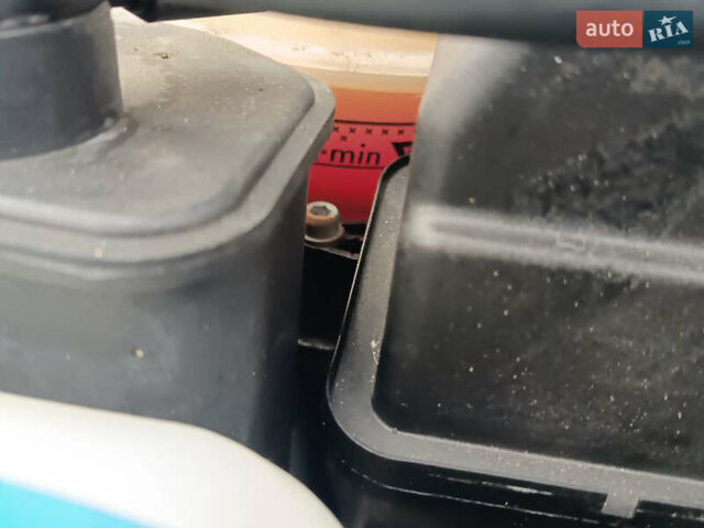 Черный Фольксваген Гольф, объемом двигателя 1.6 л и пробегом 264 тыс. км за 5599 $, фото 74 на Automoto.ua