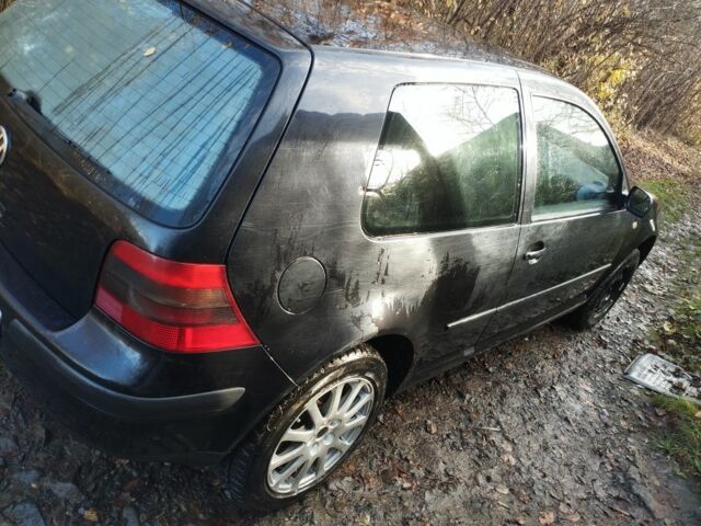 Чорний Фольксваген Гольф, об'ємом двигуна 1.6 л та пробігом 200 тис. км за 700 $, фото 5 на Automoto.ua