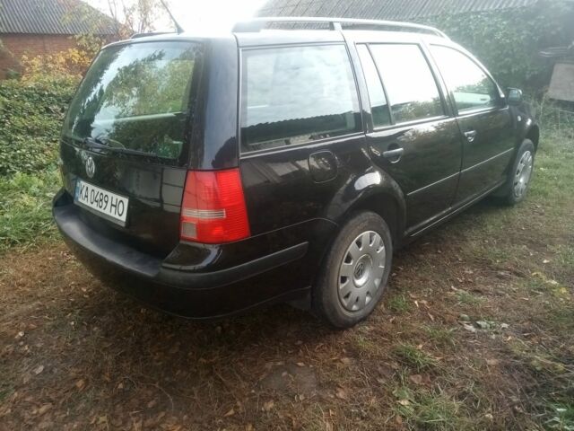 Черный Фольксваген Гольф, объемом двигателя 1.4 л и пробегом 243 тыс. км за 4250 $, фото 2 на Automoto.ua