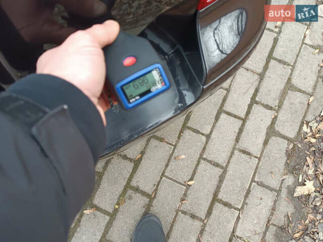 Черный Фольксваген Гольф, объемом двигателя 1.6 л и пробегом 264 тыс. км за 5599 $, фото 109 на Automoto.ua