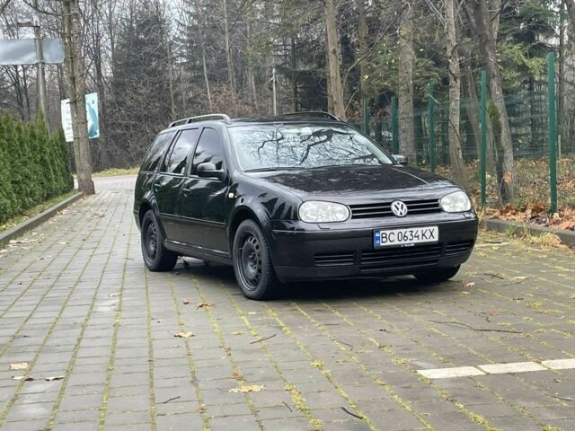 Черный Фольксваген Гольф, объемом двигателя 1 л и пробегом 270 тыс. км за 3900 $, фото 7 на Automoto.ua