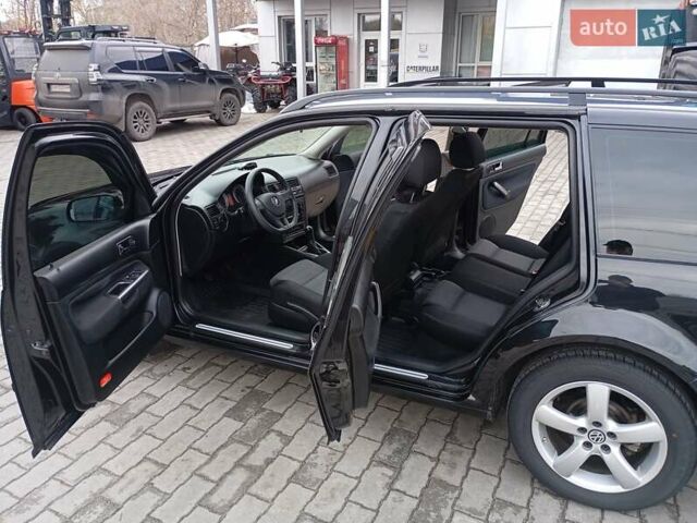 Черный Фольксваген Гольф, объемом двигателя 1.9 л и пробегом 314 тыс. км за 4850 $, фото 31 на Automoto.ua