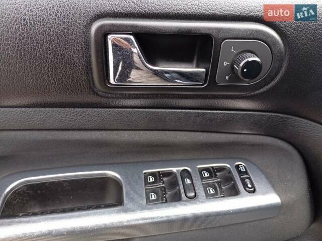 Черный Фольксваген Гольф, объемом двигателя 1.9 л и пробегом 314 тыс. км за 4850 $, фото 9 на Automoto.ua