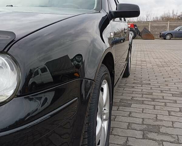 Черный Фольксваген Гольф, объемом двигателя 1.9 л и пробегом 314 тыс. км за 4850 $, фото 22 на Automoto.ua