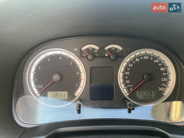 Чорний Фольксваген Гольф, об'ємом двигуна 1.6 л та пробігом 237 тис. км за 4700 $, фото 10 на Automoto.ua