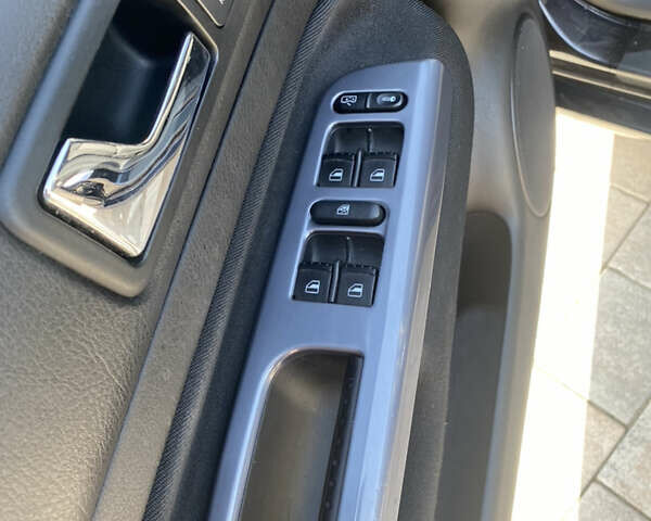 Чорний Фольксваген Гольф, об'ємом двигуна 1.6 л та пробігом 237 тис. км за 4700 $, фото 11 на Automoto.ua